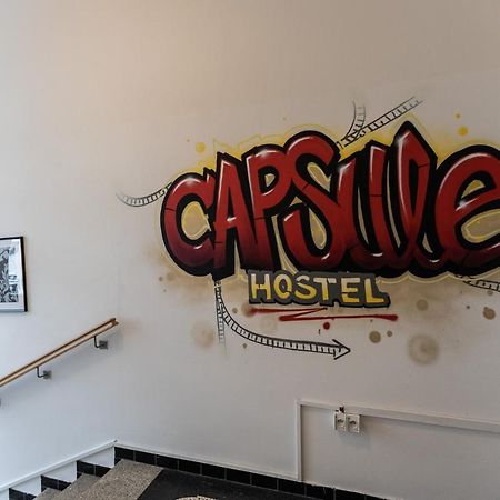 Capsule Hostel Andel Centre Spirit Prag Exteriör bild